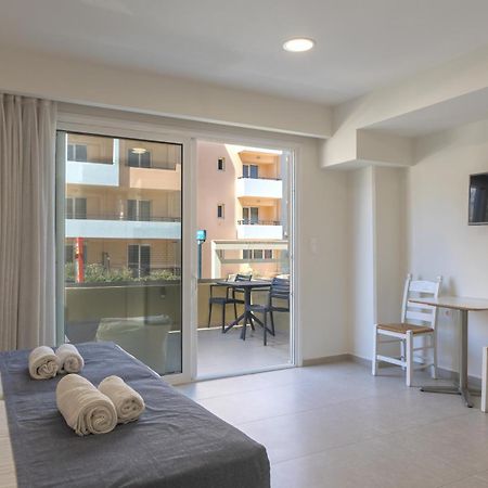Meltemi Coast Suites Ретимно Экстерьер фото